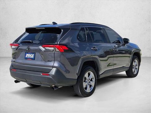 Used 2025 Toyota RAV4 XLE w/ Convenience Package FWD image 5