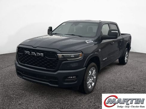 New 2026 RAM 1500 Big Horn AWD/4WD image 1
