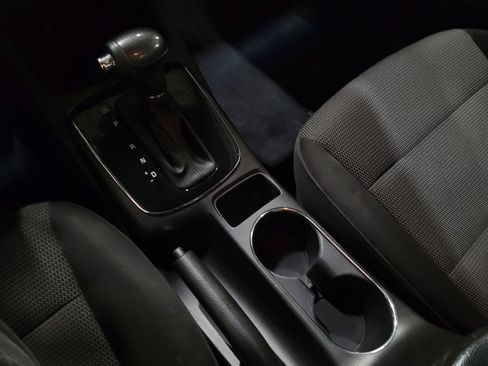 Used 2018 Kia Forte LX image 26