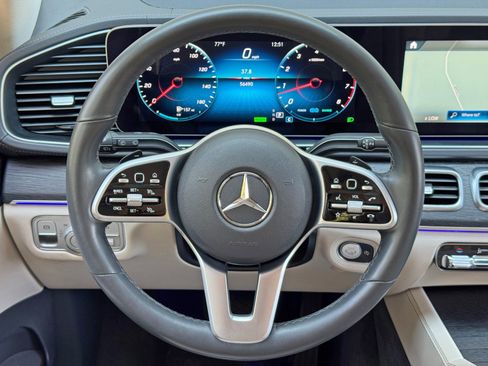 Used 2020 Mercedes-Benz GLS 450 4MATIC image 23