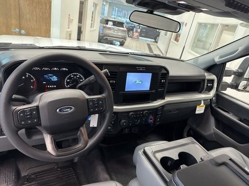 New 2026 Ford F550 4x4 Regular Cab Super Duty image 7