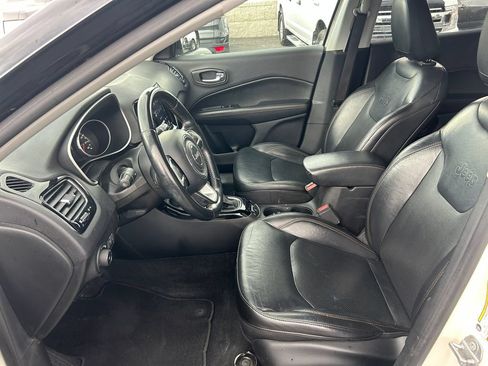 Used 2018 Jeep Compass Limited w/ Safe & Security Group AWD/4WD image 26