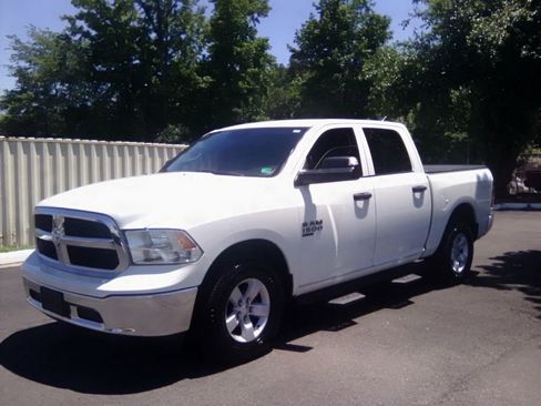 Used 2023 RAM 1500 Classic SLT w/ Trailer & Traction Group AWD/4WD image 9