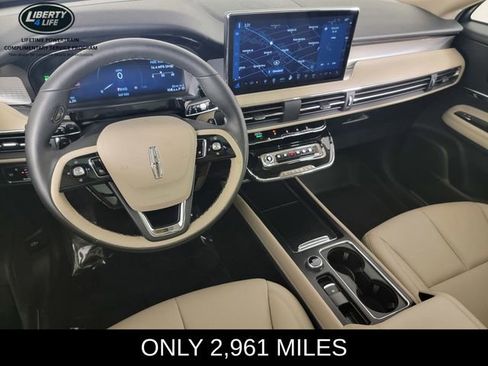 Used 2025 Lincoln Corsair AWD w/ Equipment Group 101A image 33