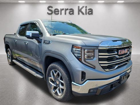 Used 2023 GMC Sierra 1500 SLT w/ SLT Premium Plus Package AWD/4WD image 3