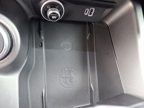 New 2024 Alfa Romeo Tonale Sprint AWD/4WD image 17