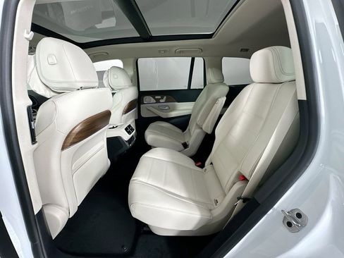 New 2026 Mercedes-Benz GLS 450 4MATIC image 26