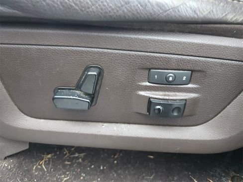 Used 2012 RAM 3500 Laramie Longhorn w/ Max Tow Pkg image 20