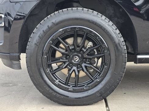 Used 2022 Ford Expedition Platinum AWD/4WD image 14