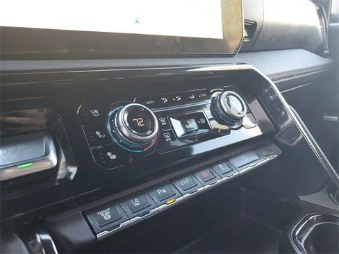 Used 2024 GMC Sierra 2500 AT4 w/ AT4 Premium Plus Package image 78