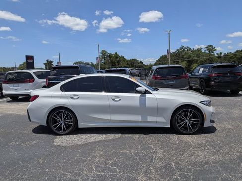 Used 2024 BMW 330i Sedan w/ M Sport Package RWD image 2