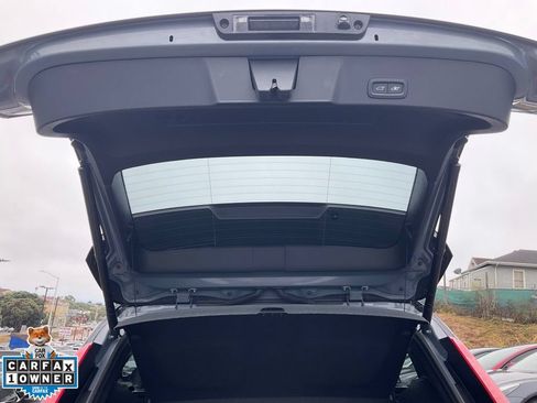Used 2023 Volvo XC40 Recharge Plus AWD/4WD image 9