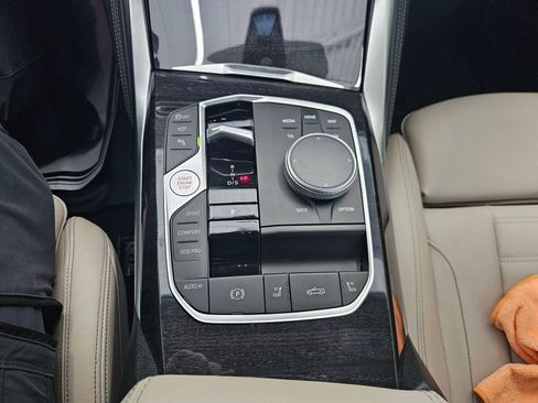 Used 2024 BMW 440i xDrive Convertible w/ Premium Package AWD/4WD image 33