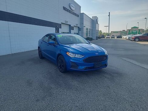 Used 2019 Ford Fusion SE FWD image 9