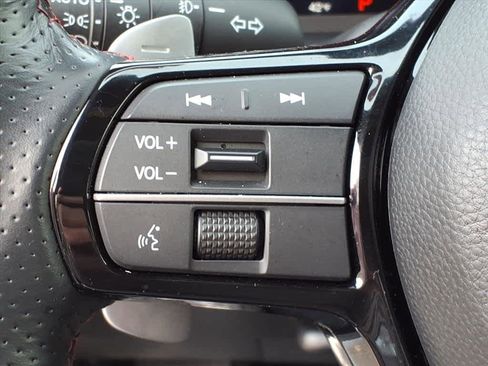 Certified 2025 Acura ADX A-Spec image 21