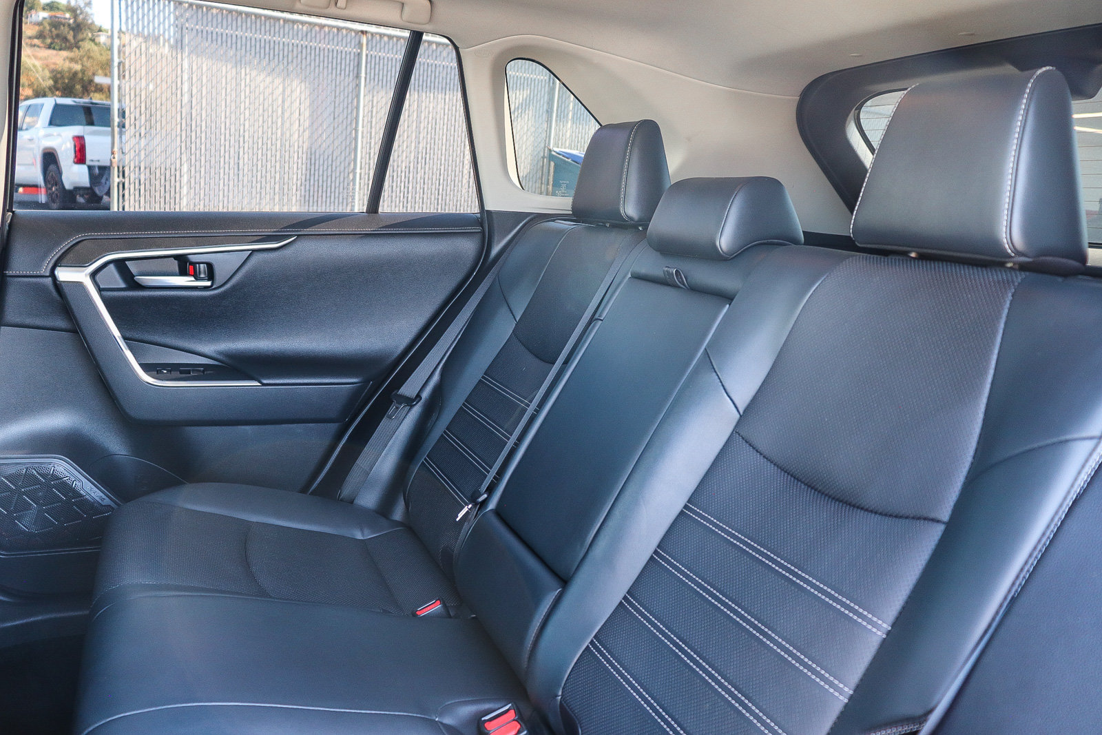 Certified 2020 Toyota RAV4 Limited FWD image 19