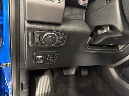 Used 2019 Ford F150 XLT w/ Equipment Group 302A Luxury AWD/4WD image 13