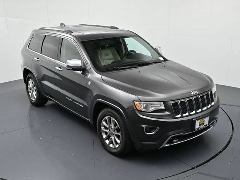 Used 2015 Jeep Grand Cherokee Overland AWD/4WD image 15