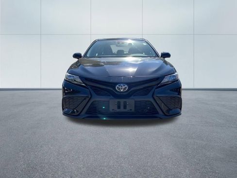 Used 2024 Toyota Camry SE w/ Blackout Package (TMS) image 3