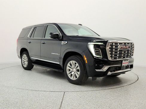 Used 2025 GMC Yukon Denali AWD/4WD image 3