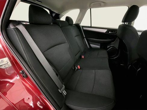 Used 2017 Subaru Outback 2.5i Premium image 20