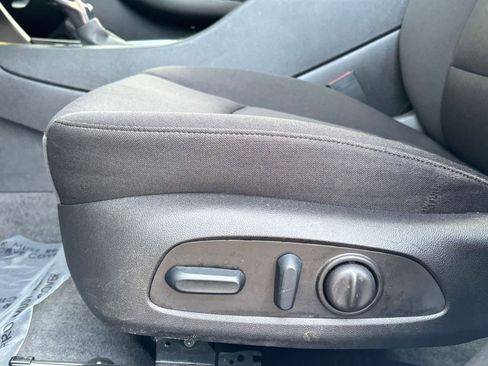 Used 2024 Chevrolet Malibu LT image 22