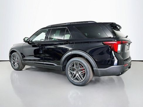 New 2026 Ford Explorer ST-Line AWD/4WD image 5