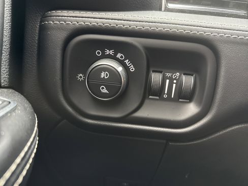 Used 2023 RAM 2500 Limited image 21