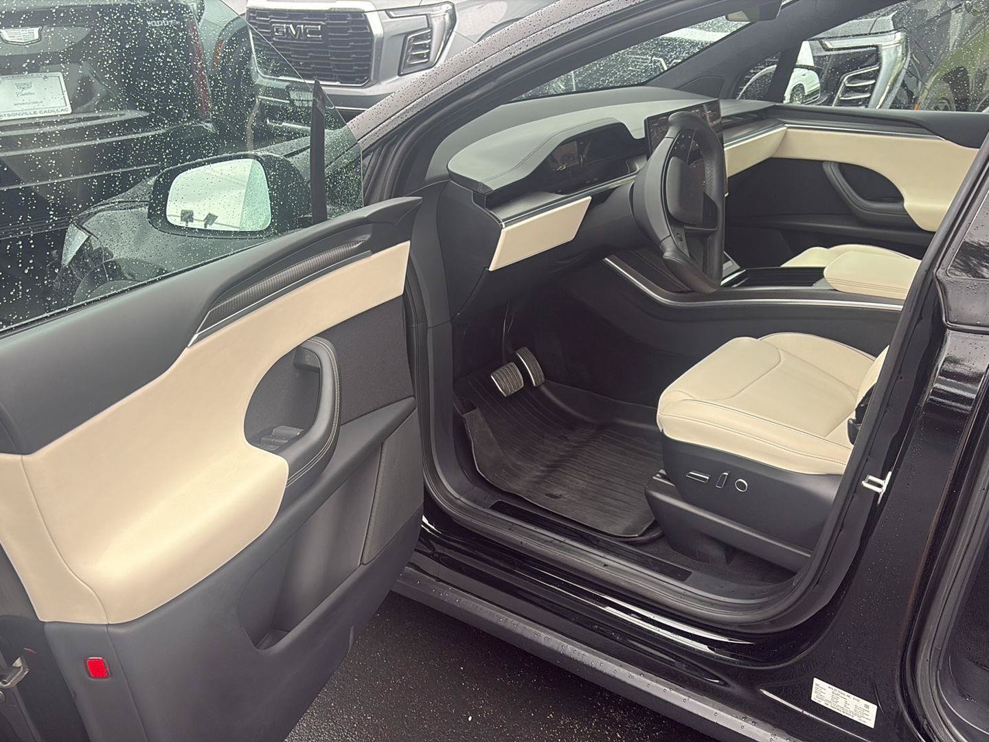 Used 2022 Tesla Model X Plaid AWD/4WD image 15
