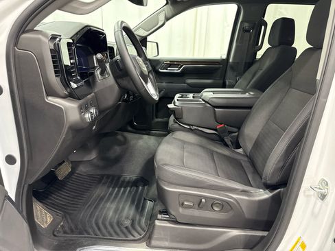 Certified 2025 GMC Sierra 1500 Elevation AWD/4WD image 11
