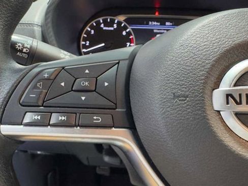 Used 2023 Nissan Sentra SV FWD image 30