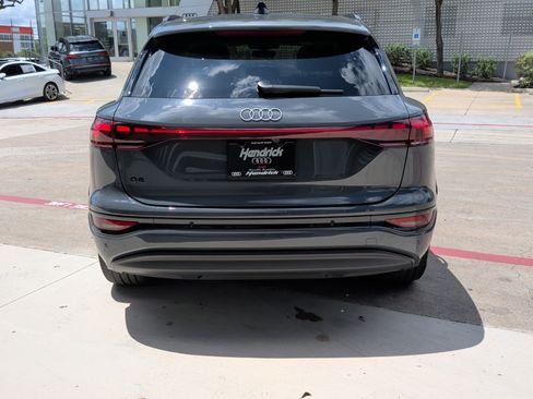 Certified 2025 Audi Q6 e-tron Premium w/ Convenience Package RWD image 9
