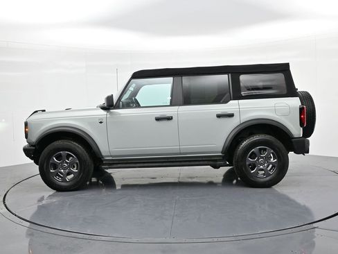 Used 2022 Ford Bronco Big Bend image 4