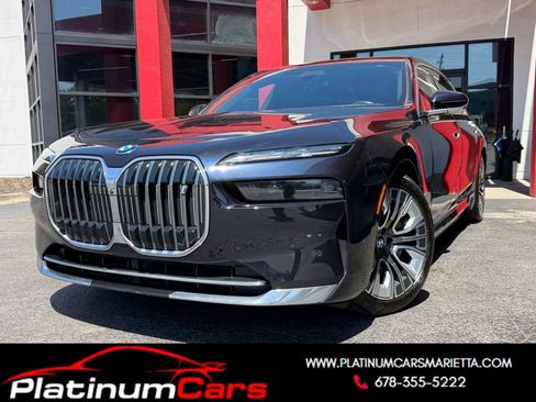 Used 2024 BMW i7 xDrive60 AWD/4WD image 1