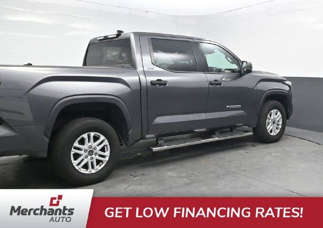 Used 2022 Toyota Tundra SR5 AWD/4WD image 8