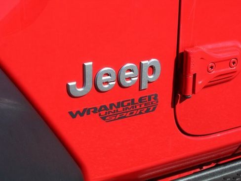 Used 2020 Jeep Wrangler Unlimited Sport S image 14