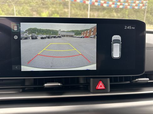 New 2026 Kia Carnival LX FWD image 11