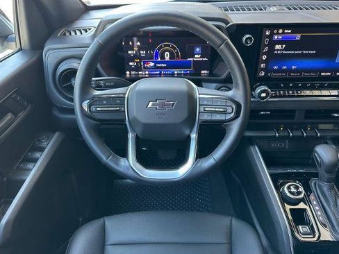 Used 2026 Chevrolet Colorado Trail Boss image 17