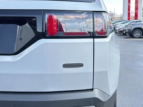 New 2026 Jeep Cherokee Overland AWD/4WD image 14