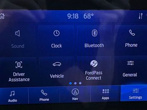 Used 2023 Ford Explorer Limited w/ Equipment Group 301A AWD/4WD image 35