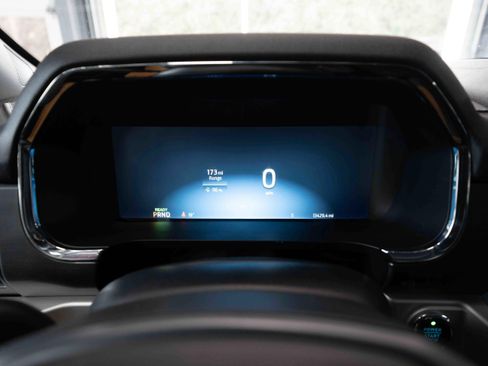 Used 2023 Ford F150 Lightning XLT image 15