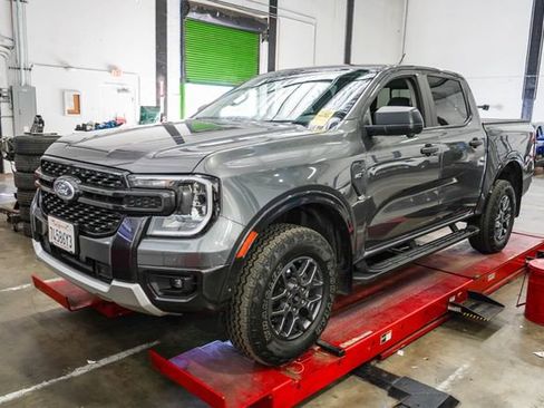 Used 2024 Ford Ranger XLT w/ Technology Package image 2