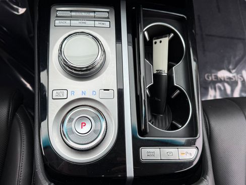 Used 2023 Genesis G80 2.5T image 22