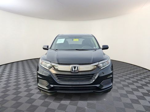 Used 2019 Honda HR-V LX image 2
