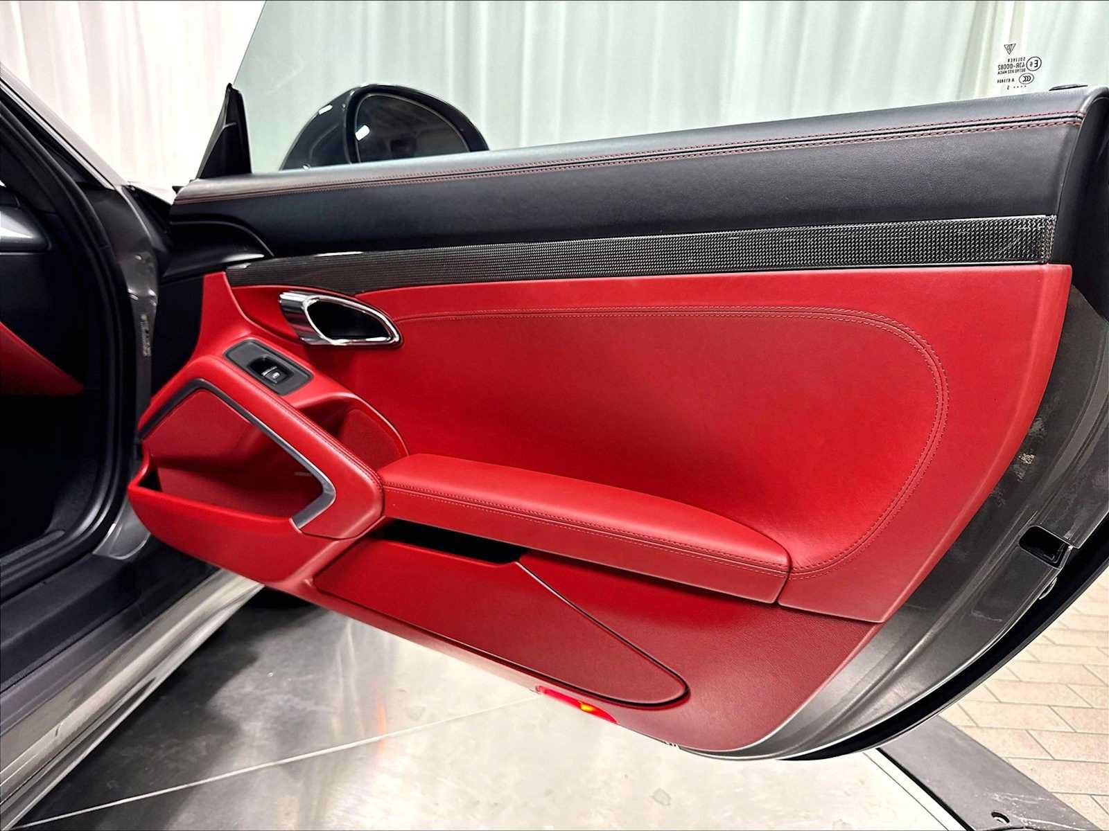 Used 2016 Porsche 911 Turbo S AWD/4WD image 28