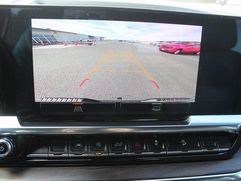 Used 2023 GMC Sierra 1500 SLT w/ SLT Premium Package image 32