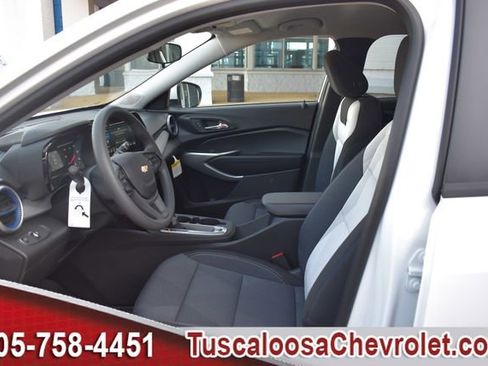 New 2026 Chevrolet Trax LS w/ LS Convenience Package image 14