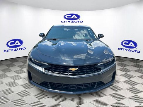 Used 2019 Chevrolet Camaro LT RWD image 11