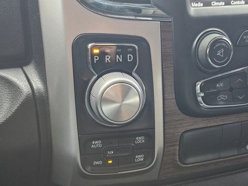 Used 2019 RAM 1500 Laramie image 9