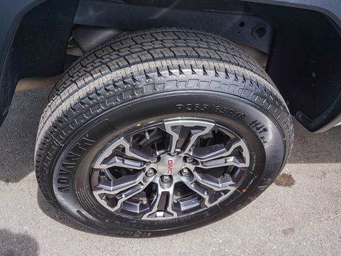Used 2023 GMC Canyon AT4 AWD/4WD image 8